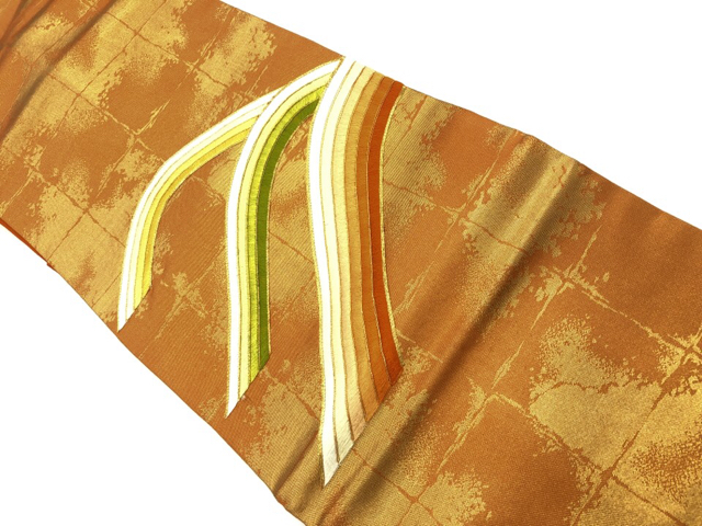 リサイクル　石畳に山並み模様刺繍名古屋帯